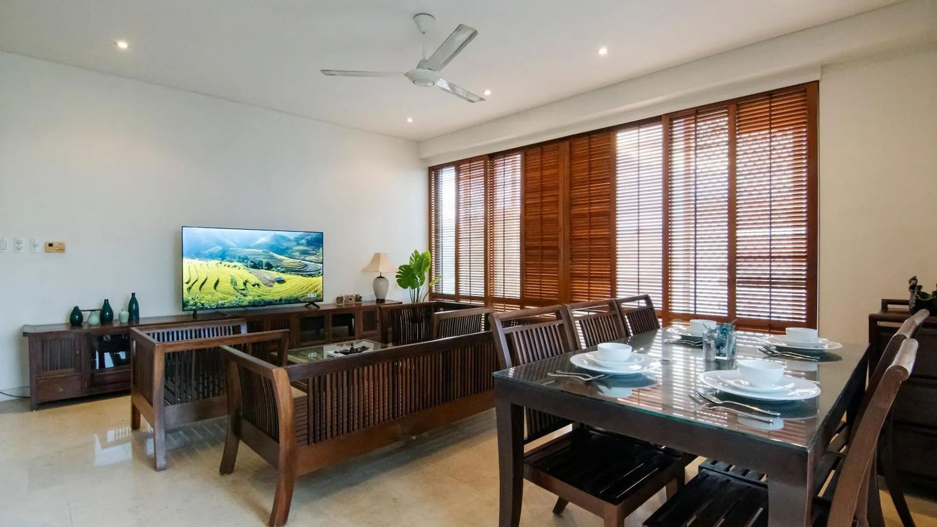 The Luxury Avalon Apartment District 1 - Saigon Center Ho Chi Minh City 0*,  Vietnam
